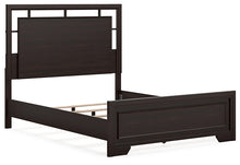 Load image into Gallery viewer, Covetown Queen Panel Bed with Dresser and Nightstand
