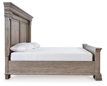 Load image into Gallery viewer, Blairhurst Queen Panel Bed with Mirrored Dresser
