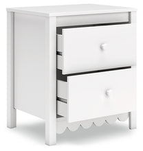 Load image into Gallery viewer, Hallityn Full Panel Headboard with Dresser and 2 Nightstands
