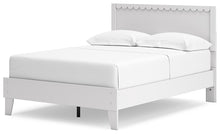 Load image into Gallery viewer, Hallityn Full Panel Platform Bed with Dresser and 2 Nightstands
