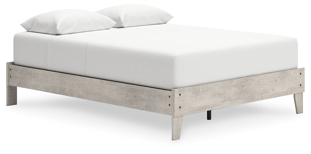 Shawburn Queen Platform Bed with Dresser