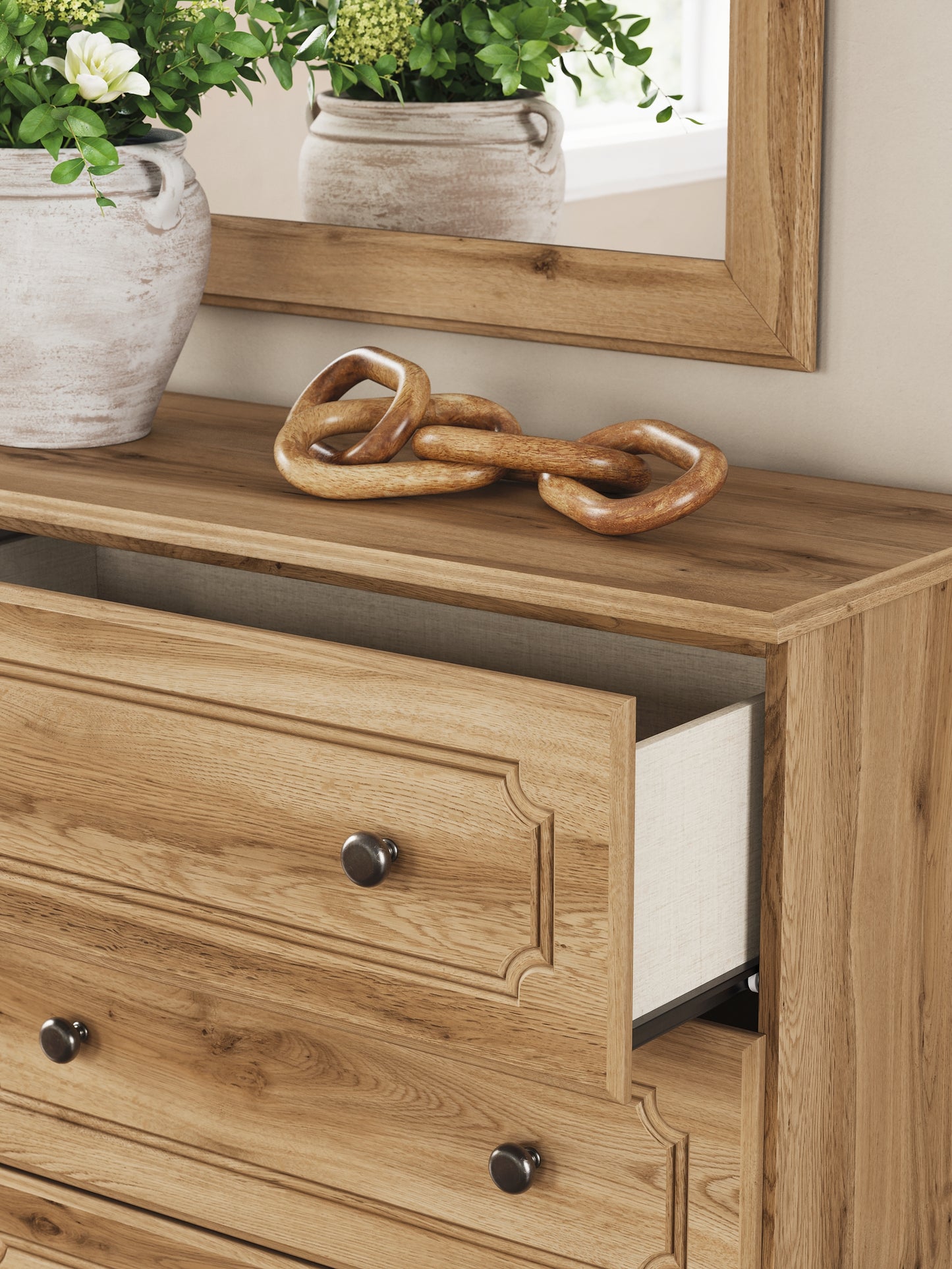 Aleaport King Panel Bed with Mirrored Dresser