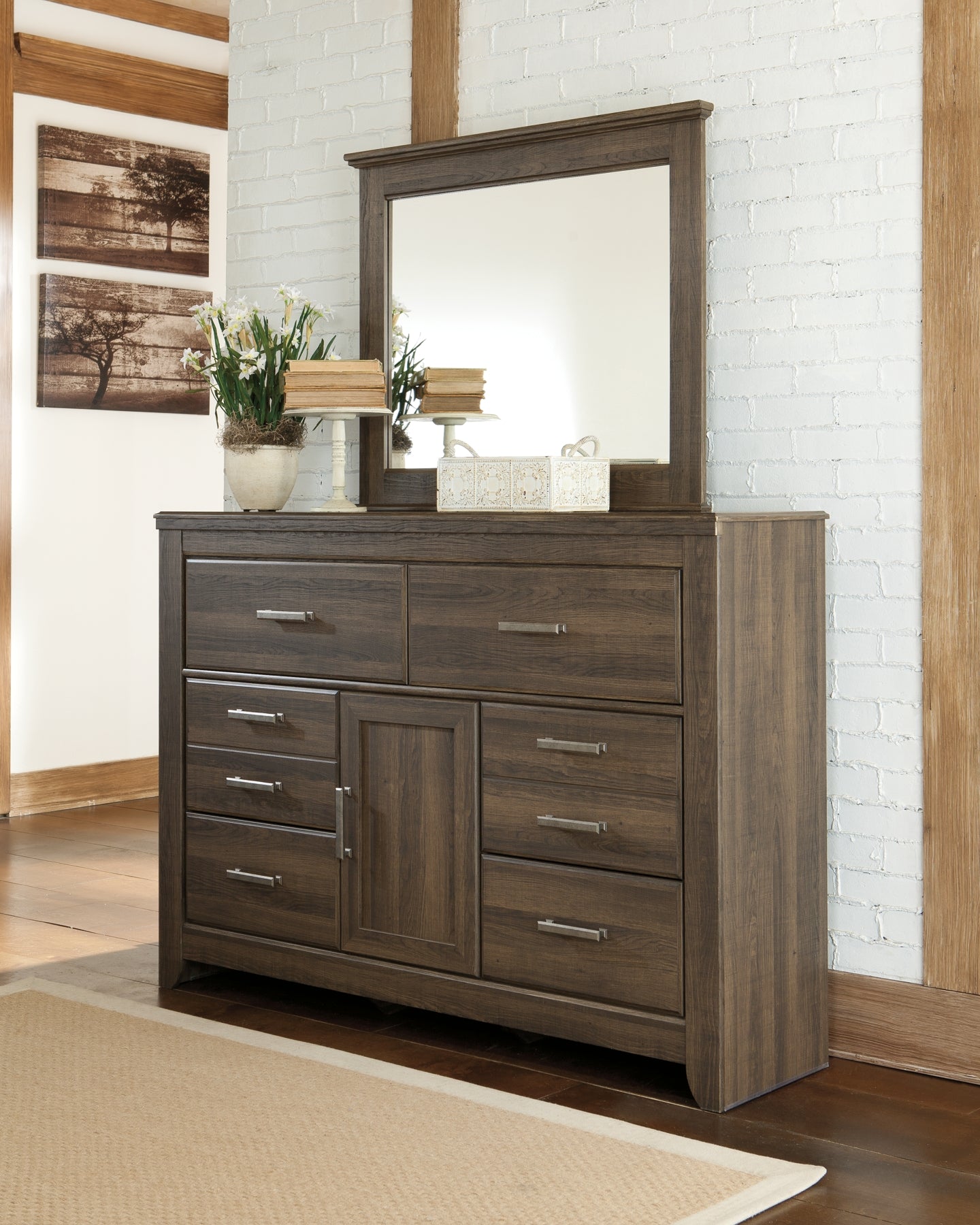 Juararo King/California King Panel Headboard with Mirrored Dresser, Chest and Nightstand